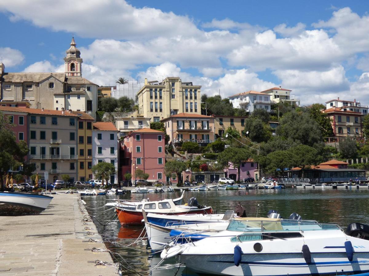 La Valletta Sul Mare Lägenhet La Spezia Exteriör bild